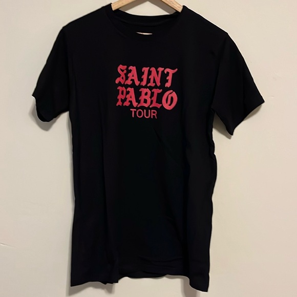 Men’s black T-shirt Graphic - Picture 1 of 2